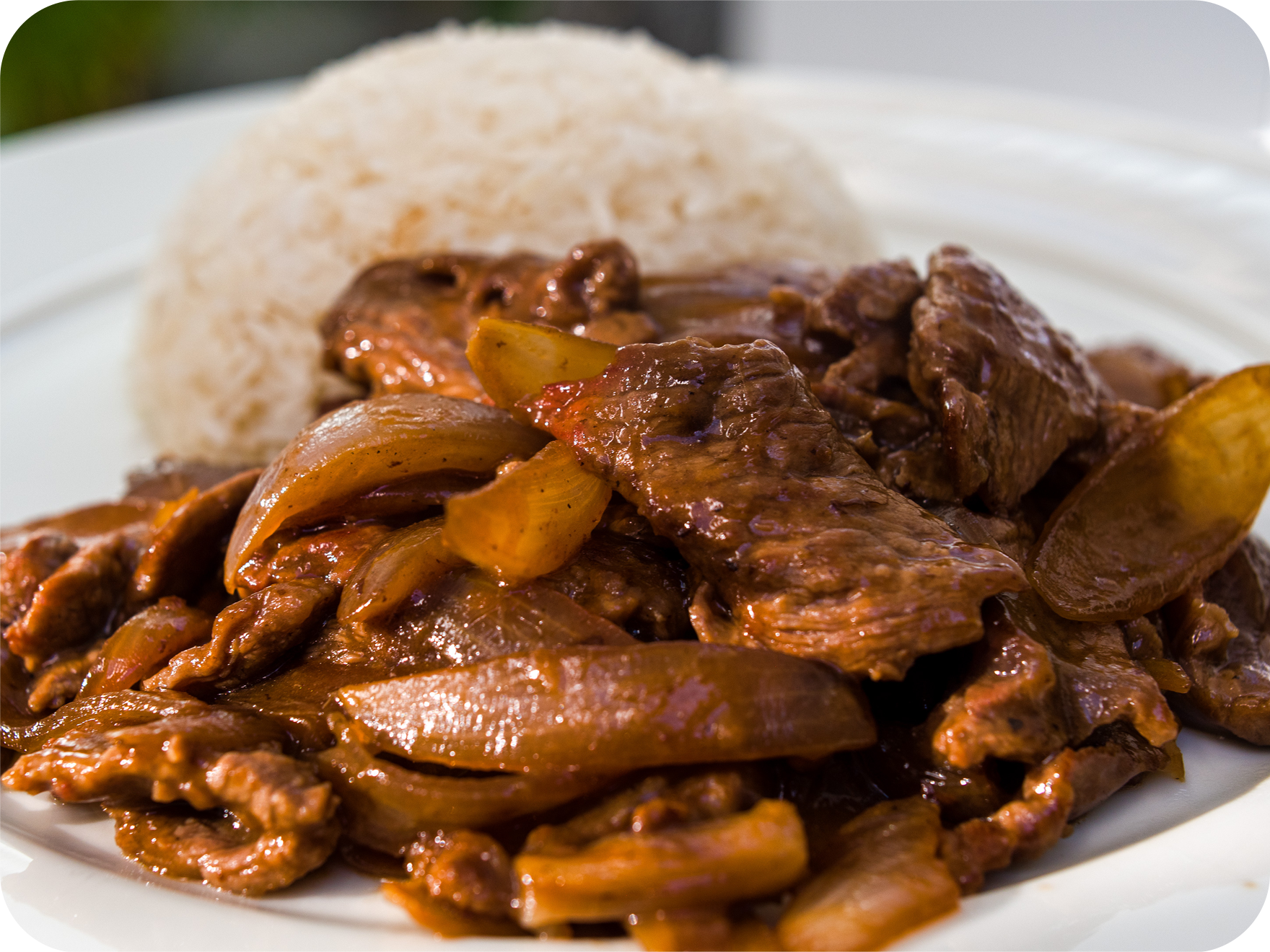 Bœuf sauté aux oignons 洋蔥炒牛肉